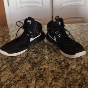 Men’s Nike air precision